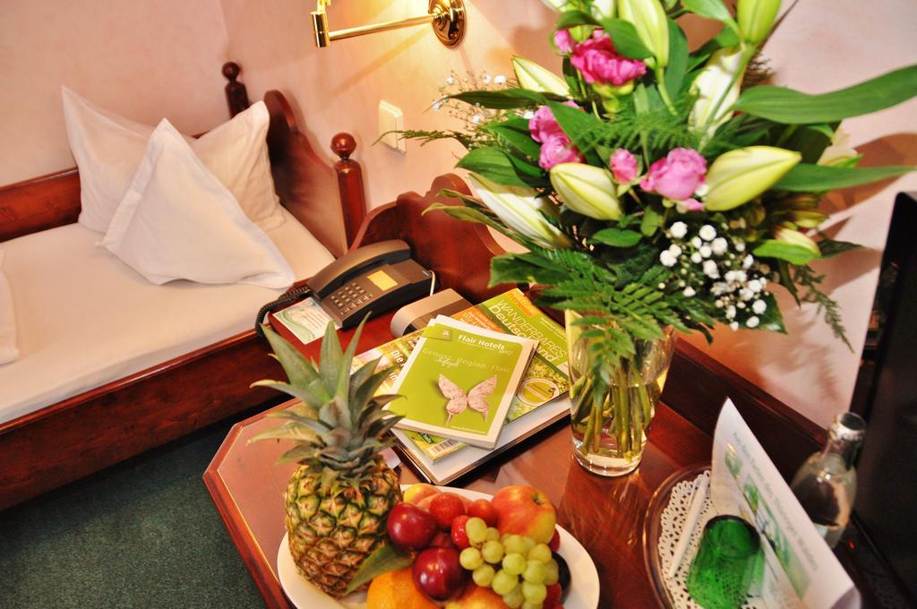 Flair-Hotel Waldfrieden Oberweißbach Εξωτερικό φωτογραφία