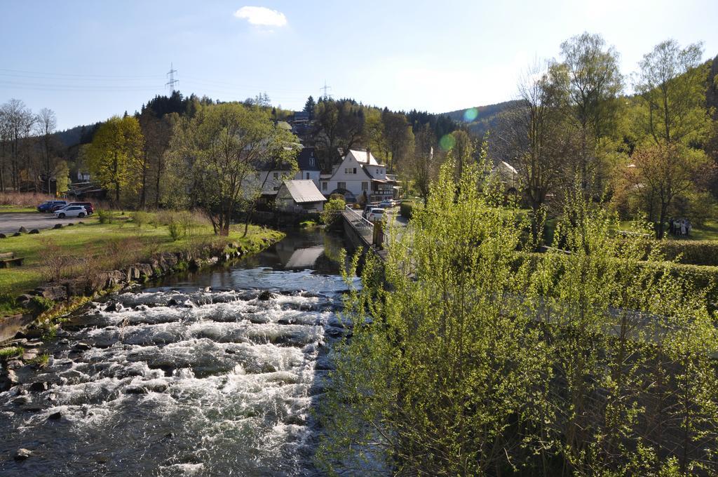 Flair-Hotel Waldfrieden Oberweißbach Εξωτερικό φωτογραφία