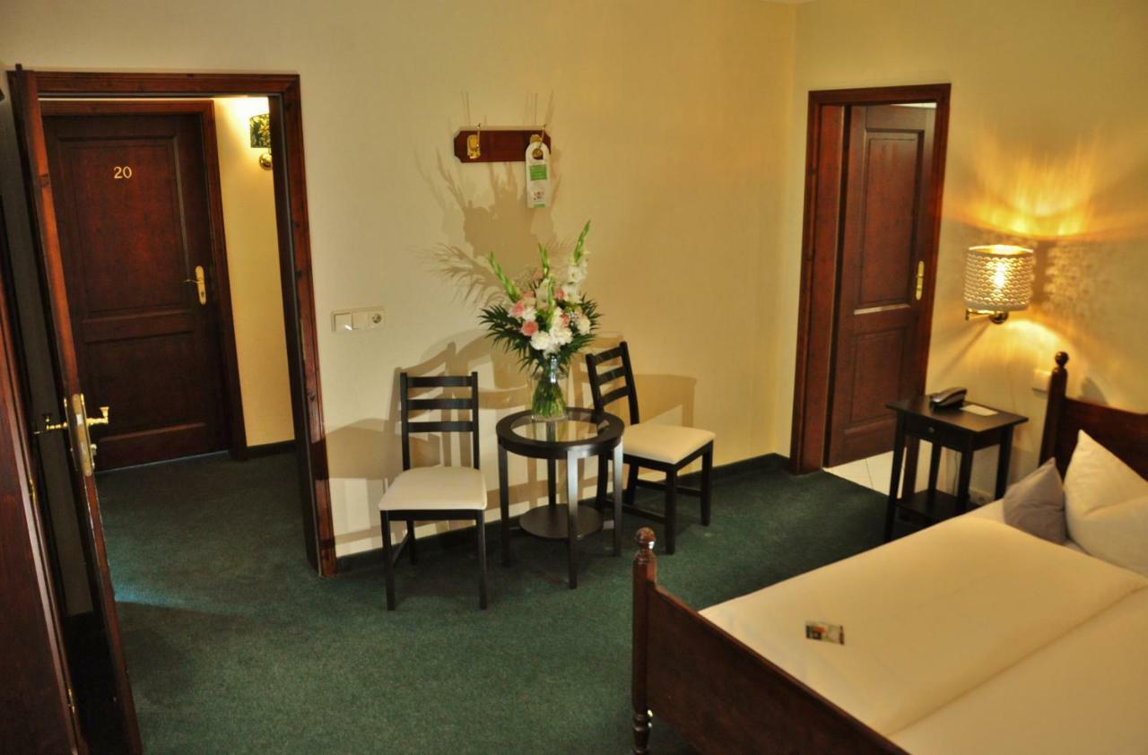 Flair-Hotel Waldfrieden Oberweißbach Εξωτερικό φωτογραφία