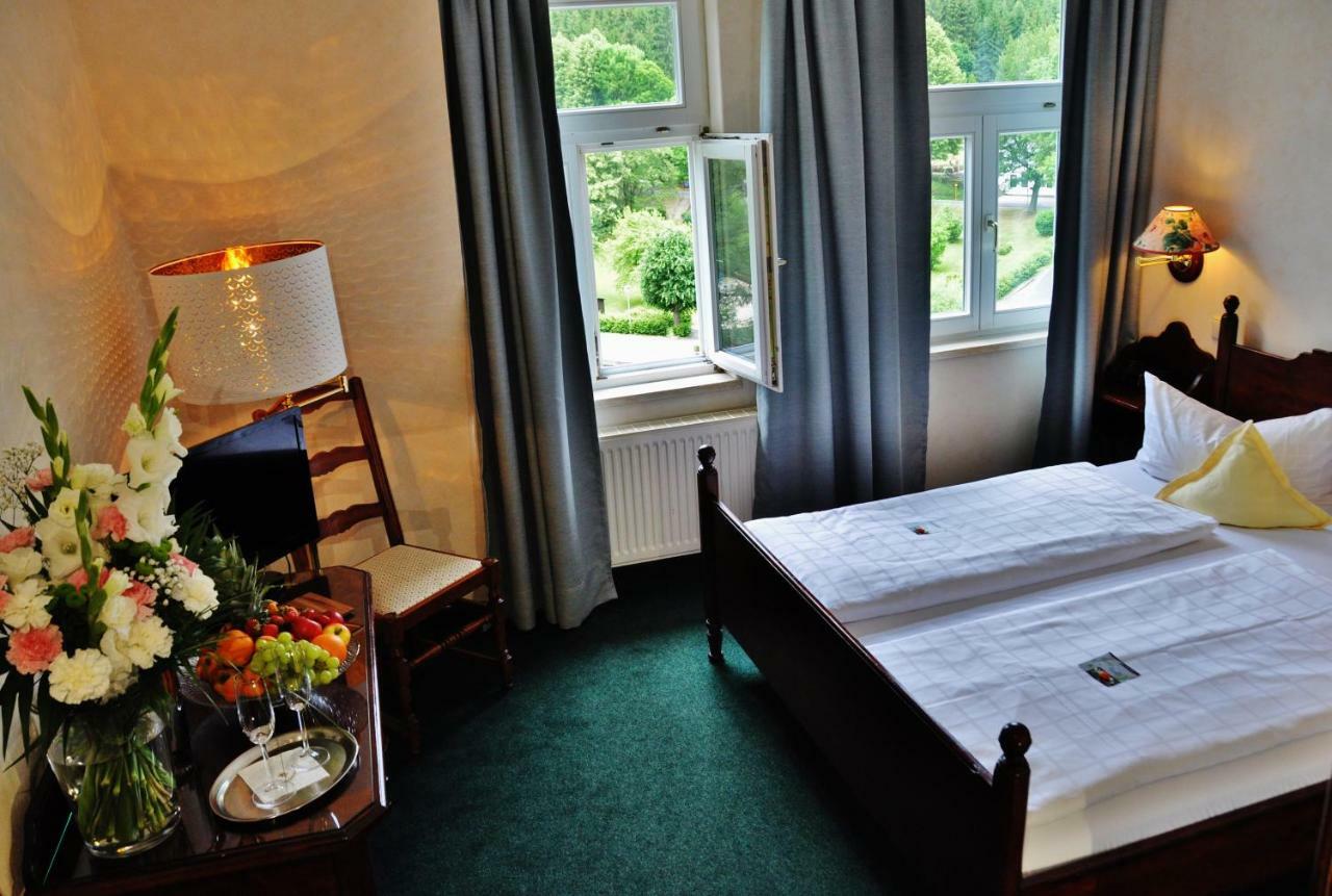 Flair-Hotel Waldfrieden Oberweißbach Εξωτερικό φωτογραφία